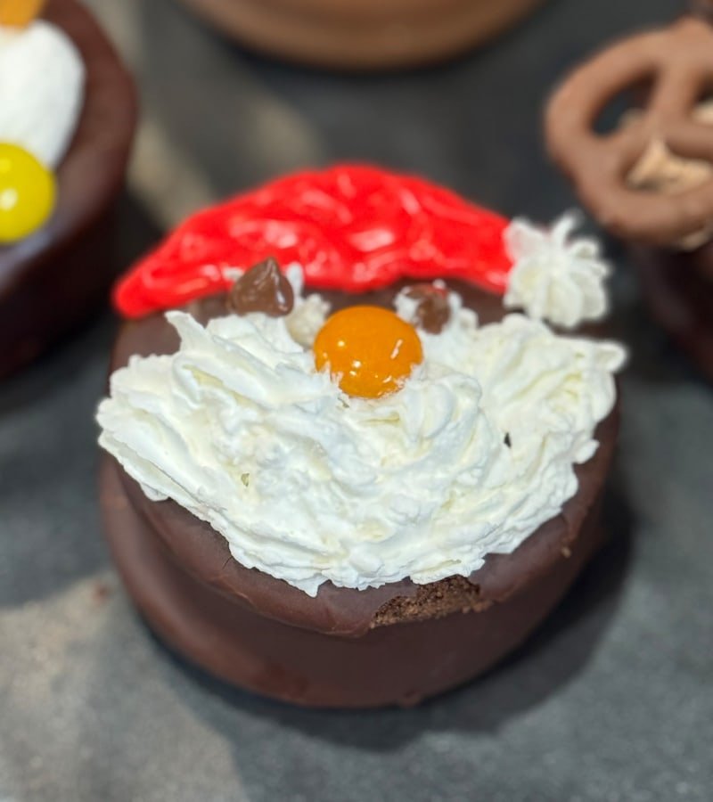 赤い帽子のサンタさんケーキ