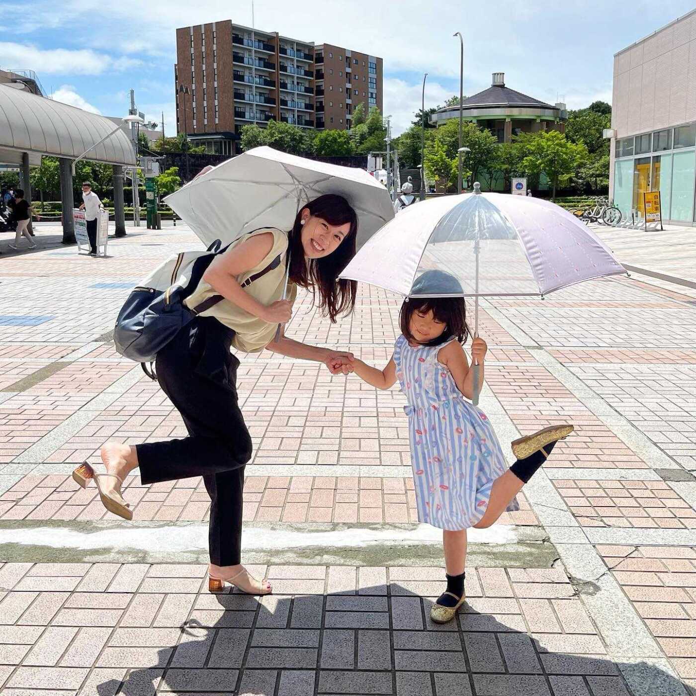 晴雨兼用折りたたみ傘《for mom》」と「晴雨兼用長傘《for kids